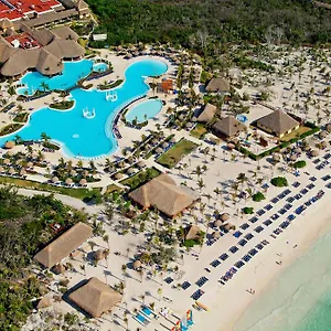 Grand Palladium White & 5* Akumal